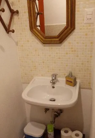 Serenzia Bed & Breakfast *